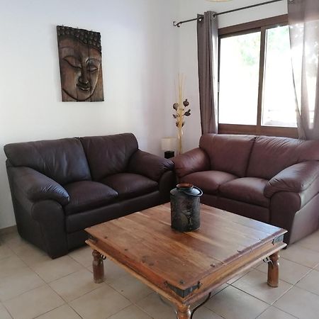 Avra Family Maisonettes Polis Bagian luar foto