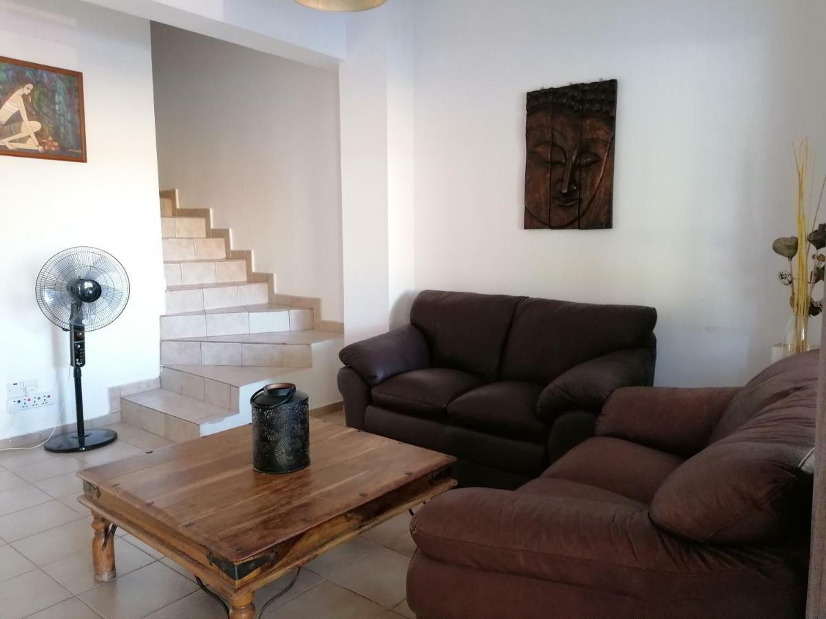 Avra Family Maisonettes Polis Bagian luar foto